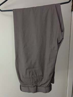 Men's Stafford dress pants 34x32